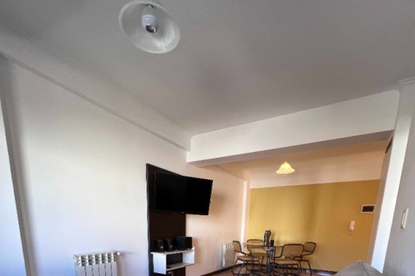 DEPARTAMENTO PARA 4 PERSONAS CON PILETA, COCHERA, QUINCHO A METROS DEL LAGO SAN ROQUE