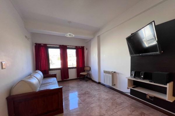 DEPARTAMENTO PARA 4 PERSONAS CON PILETA, COCHERA, QUINCHO A METROS DEL LAGO SAN ROQUE