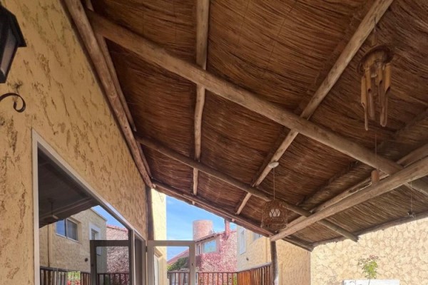 EXCLUSIVO CONDOMINIO SOBRE EL LAGO! PISCINA CLIMATIZADA, QUIMNCHO, BAJADA PROPIA!