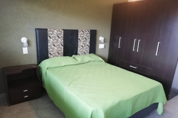 HERMOSA CASA DE CATEGORIA PARA 11 PERSONAS CON PILETA, QUINCHO, VISTA 