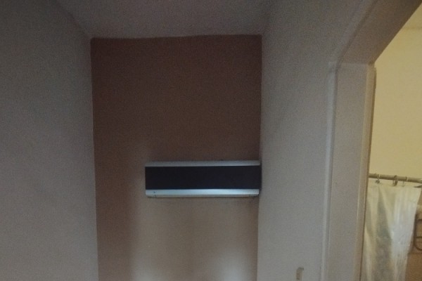 CABAÑA 5: 1 DORMITORIO CON COCHERA Y PARRILLA
