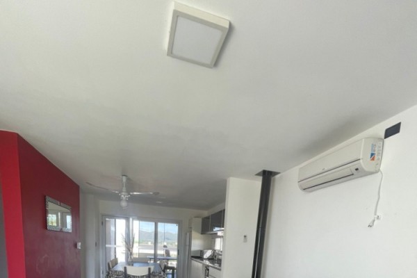HERMOSA CASA DE CATEGORIA PARA 11 PERSONAS CON PILETA, QUINCHO, VISTA 