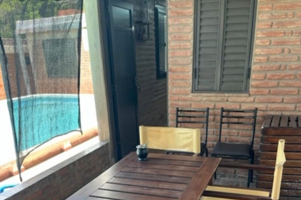 CASA PARA 4/5 PERSONAS CON PILETA USO EXCLUSIVO
