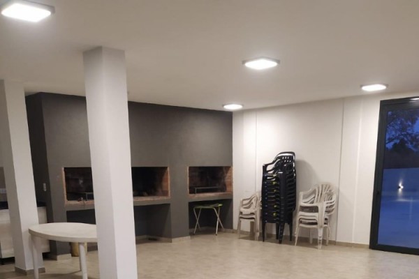HERMOSO DEPARTAMENTO CON PILETA A METROS DEL LAGO