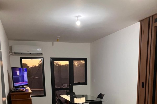 HERMOSO DEPARTAMENTO CON PILETA A METROS DEL LAGO