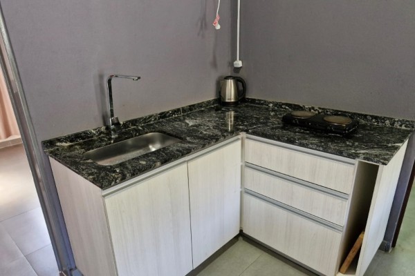 DEPARTAMENTO EN AV. CARCANO. UN DORMITORIO. COCHERA