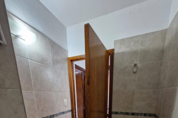 DEPARTAMENTO CENTRICO - UN DORMITORIO CON BALCON-PISCINA-COCHERA