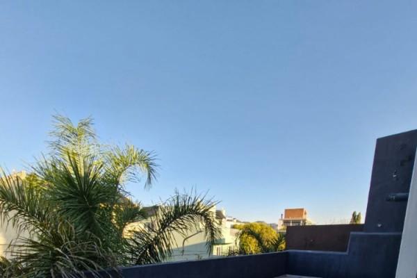 DEPARTAMENTO CENTRICO - UN DORMITORIO CON BALCON-PISCINA-COCHERA