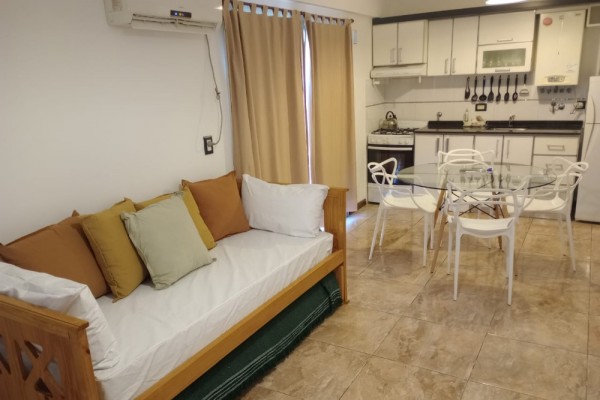 DEPARTAMENTO UN DORMITORIO CON TERRAZA, COCHERA, PISCINA Y QUINCHO