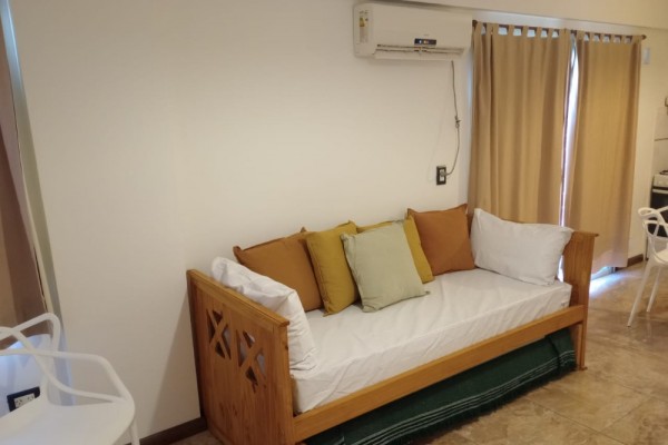 DEPARTAMENTO UN DORMITORIO CON TERRAZA, COCHERA, PISCINA Y QUINCHO