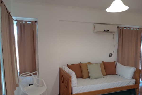 DEPARTAMENTO UN DORMITORIO CON TERRAZA, COCHERA, PISCINA Y QUINCHO