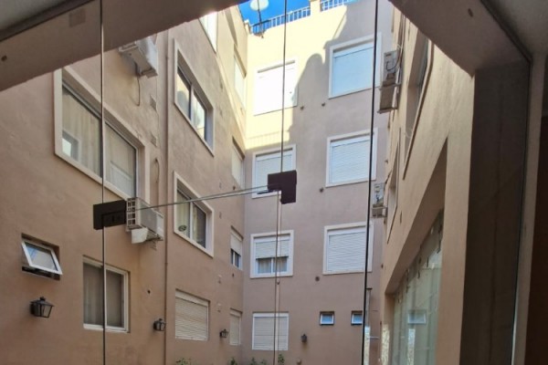 Departamento 2 dormitorios en villa Carlos paz con pileta y cochera