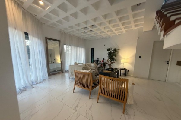CASA IMPONENTE HASTA 6 PERSONAS