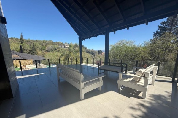 CASA IMPONENTE HASTA 6 PERSONAS