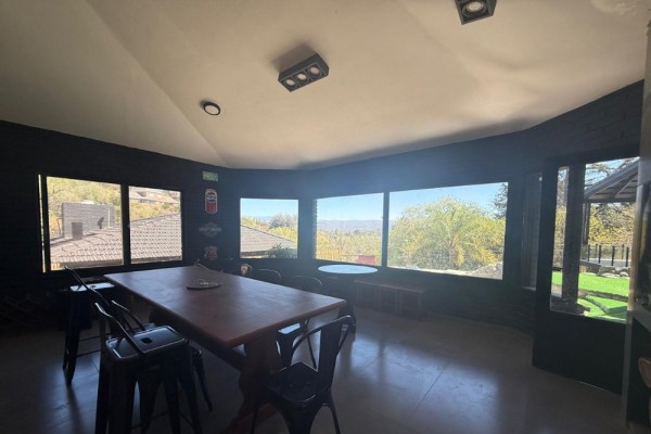 CASA IMPONENTE HASTA 6 PERSONAS