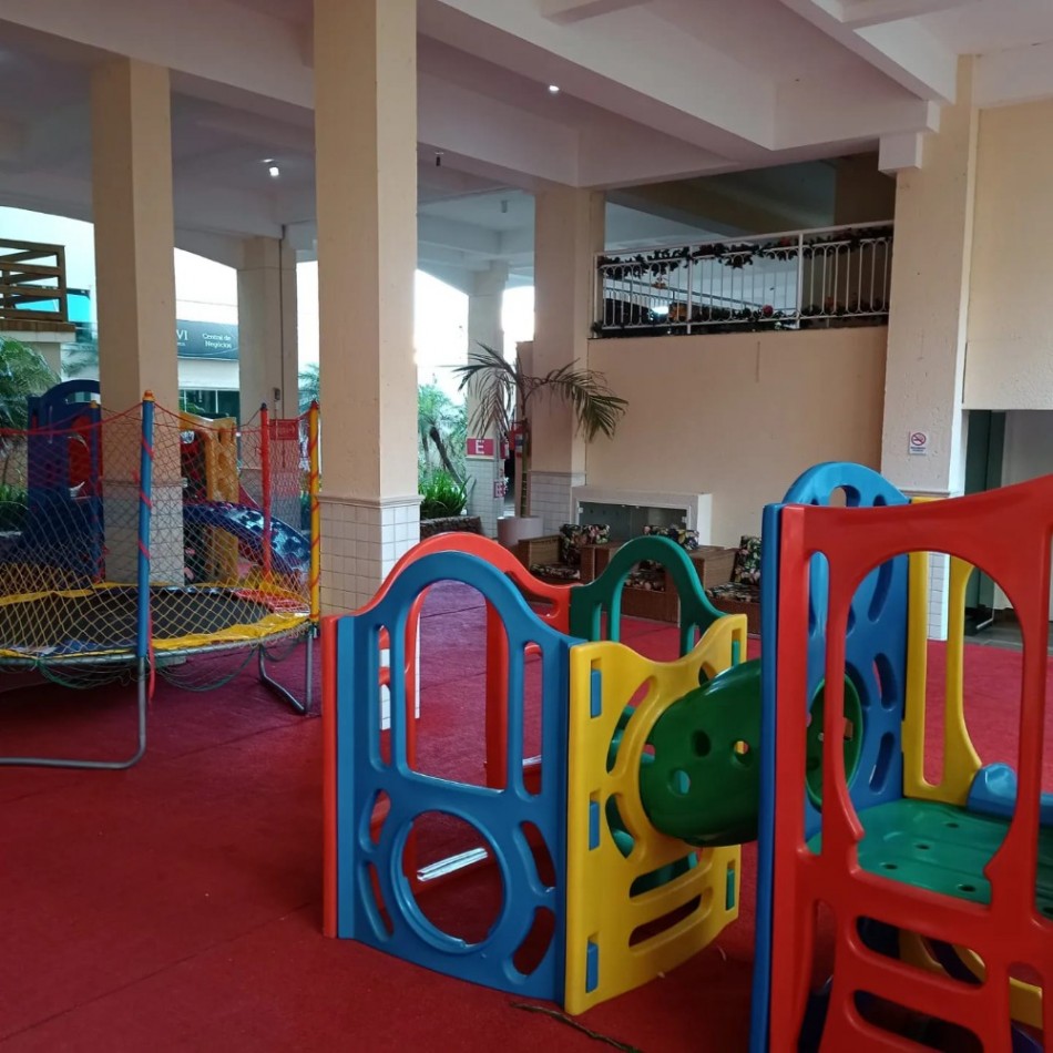 DEPARTAMENTOS EN COMPLEJO CON 3 PISCINAS (UNA CLIMATIZADA), SALA DE JUEGOS, GIMNASIO, SAUNA