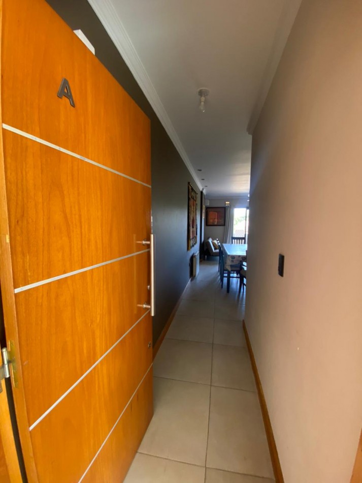 DEPTO 6 PERS - PILETA CLIMATIZADA - CENTRICO - COCHERA - VISTA AL LAGO - QUINCHO 