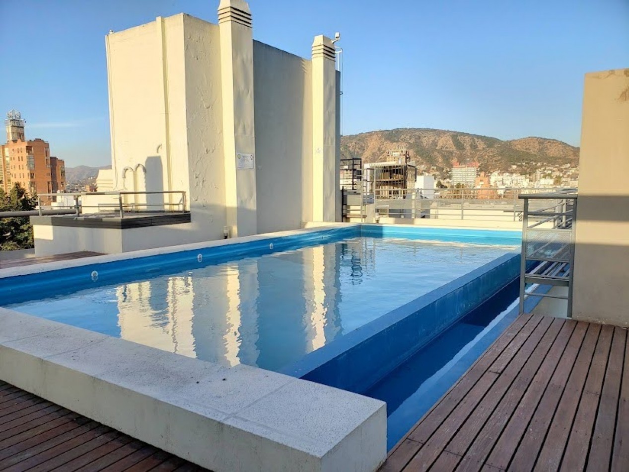 DEPTO 6 PERS - PILETA CLIMATIZADA - CENTRICO - COCHERA - VISTA AL LAGO - QUINCHO 