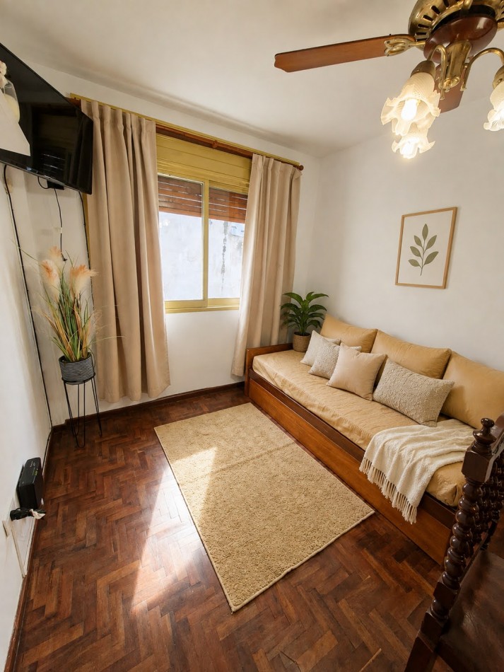 DEPARTAMENTO EN PLENO CENTRO PARA 6 PERSONAS CON COCHERA
