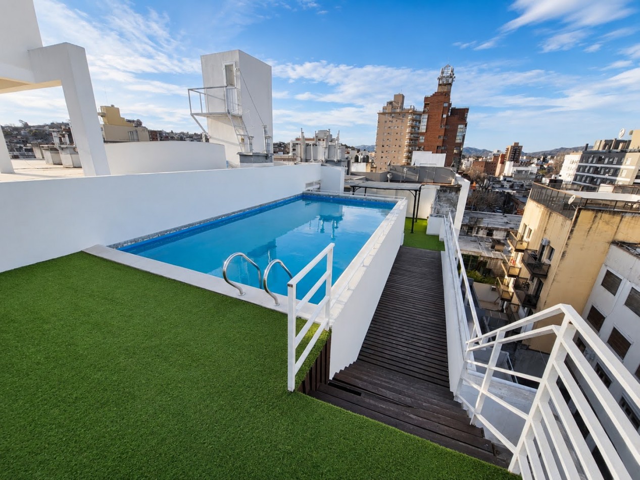 DEPARTAMENTO PARA 4 PERSONAS EN PLENO CENTRO - COCHERA - PISCINA - QUINCHO