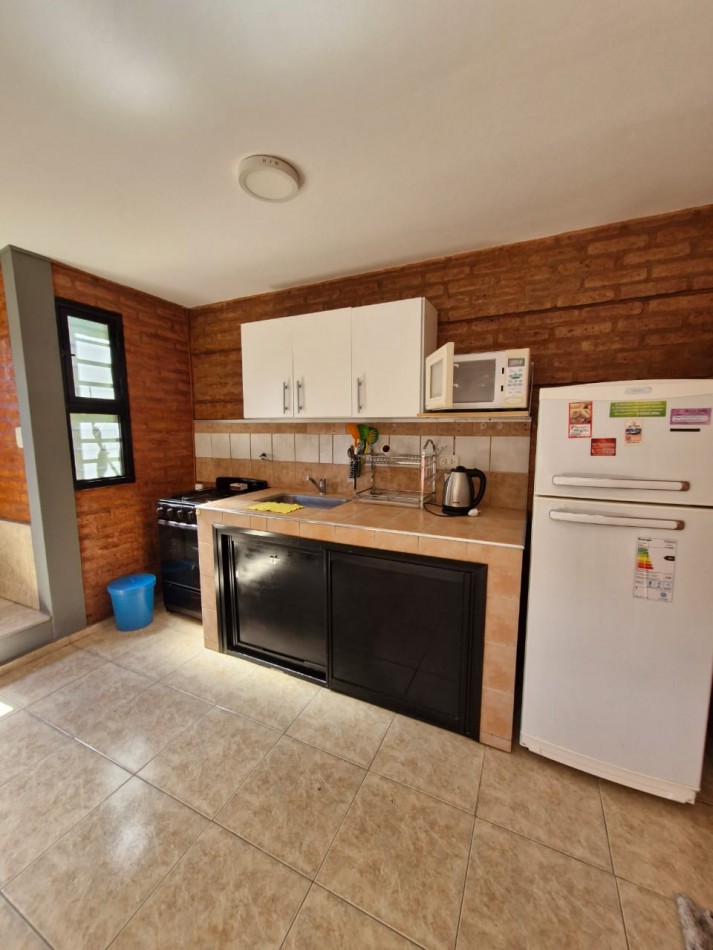DUPLEX PARA 4 PERSONAS CON COCHERA A METROS DEL RIO