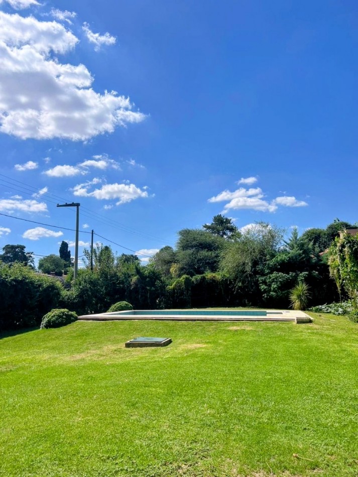 CASA PARA 11 PERSONAS PILETA PARQUE QUINCHO