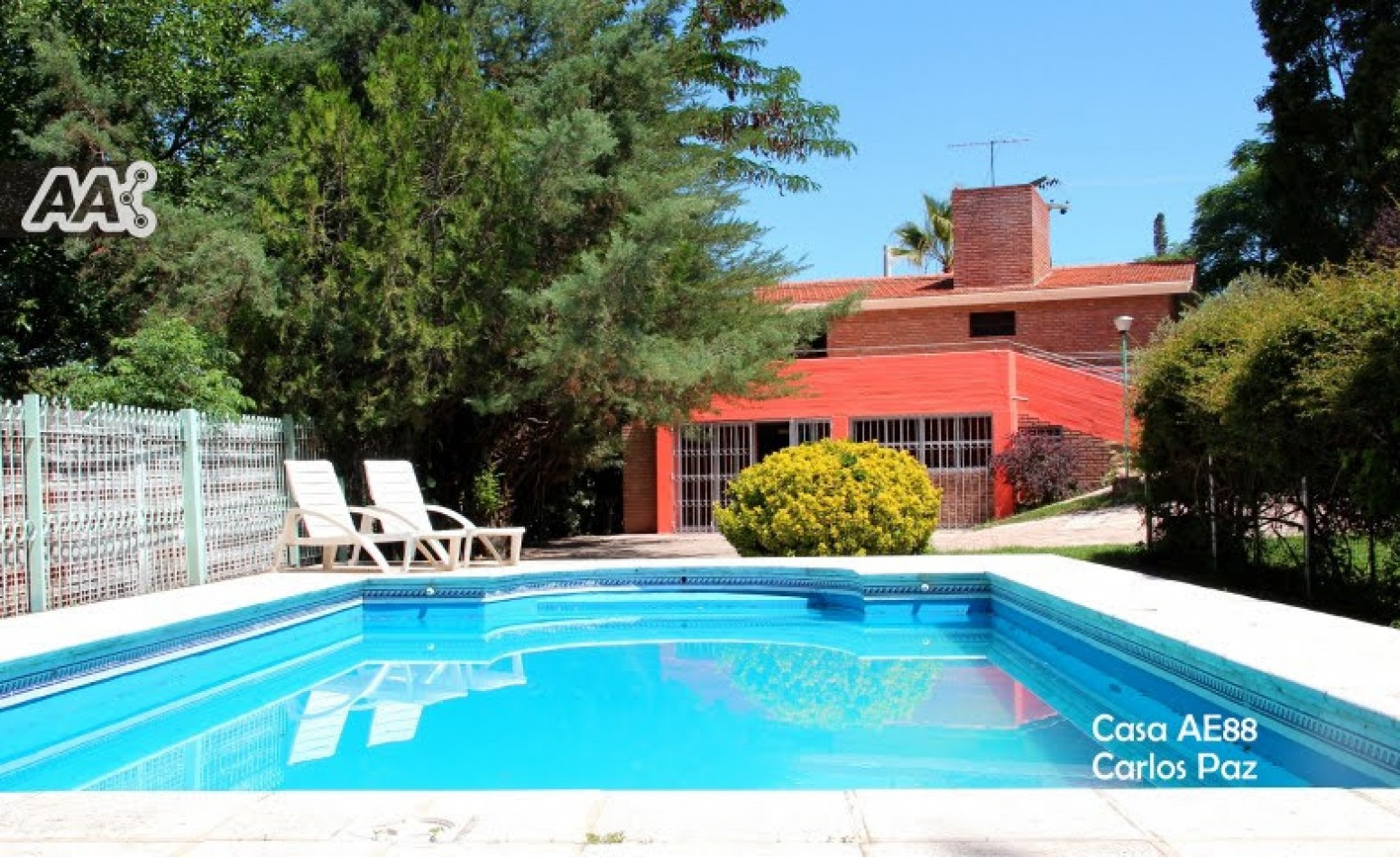 CASA PARA 11 PERSONAS CON PARQUE, PILETA Y QUINCHO