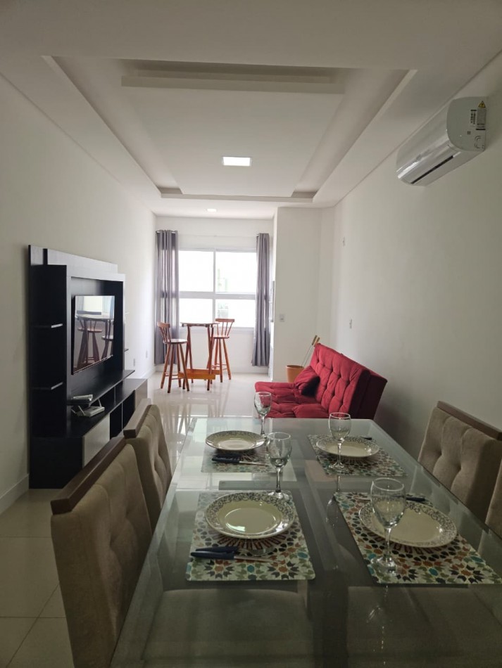 DEPARTAMENTO PARA 5 CON PISCINA - A 300 METROS DEL MAR