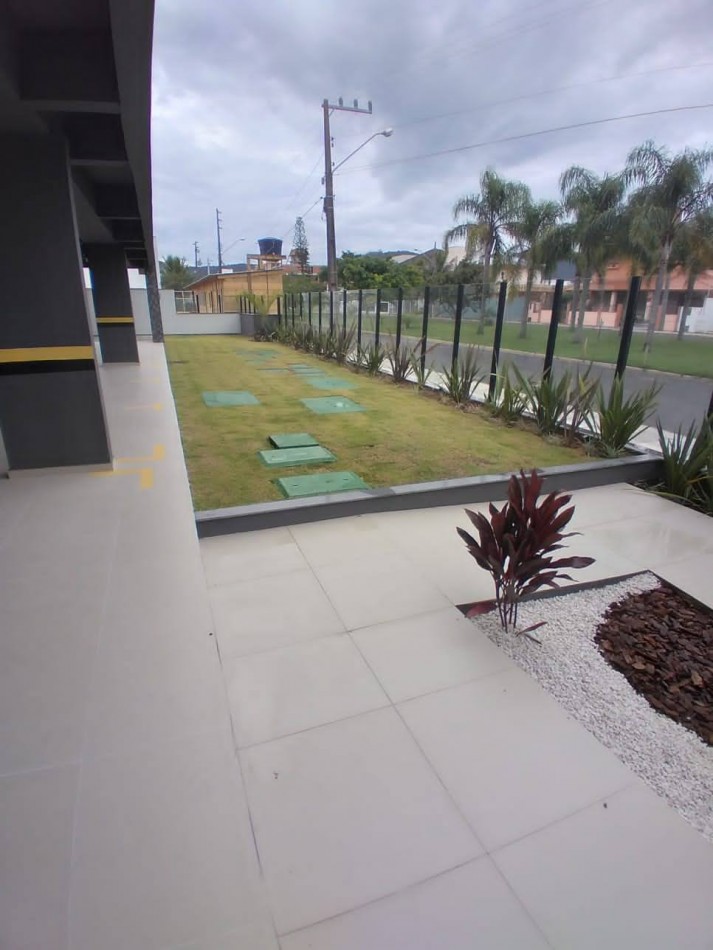 DEPARTAMETOS EN CONDOMINIO CON PISCINA A 850 METROS DEL MAR - INGLESES NORTE