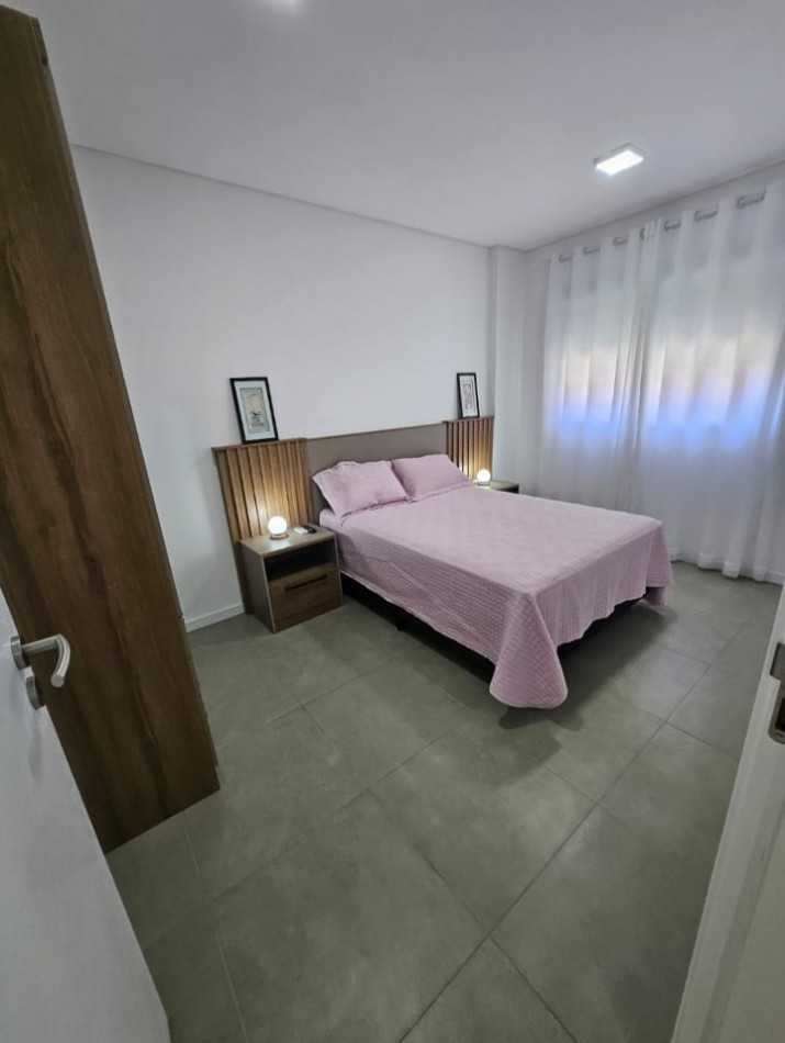 DEPARTAMENTO PARA 4 CON PISCINA - A 550 METROS DEL MAR - INGLESES 