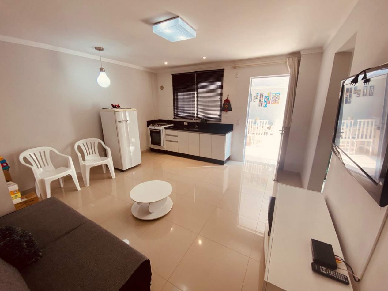 DEPARTAMENTO PARA 4 A 350 METROS DEL MAR CON PATIO - BOMBAS