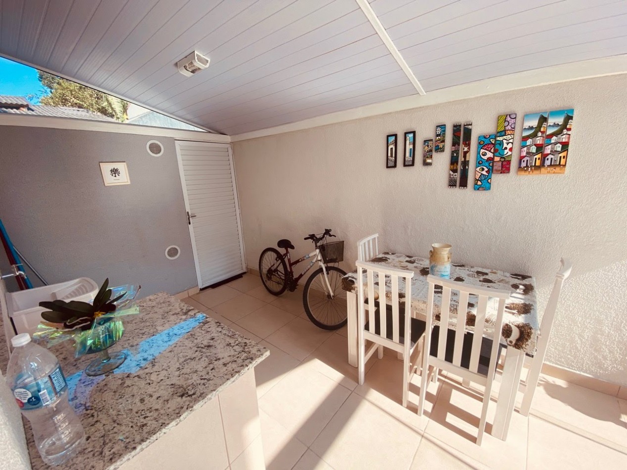 DEPARTAMENTO PARA 4 A 350 METROS DEL MAR CON PATIO - BOMBAS