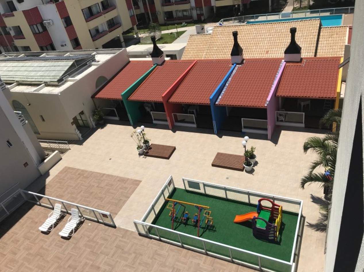 DEPARTAMENTOS FRENTE AL MAR - PILETA CLIMATIZADA - QUINCHO - JUEGOS PARA NIÑOS - SOLARIUM -