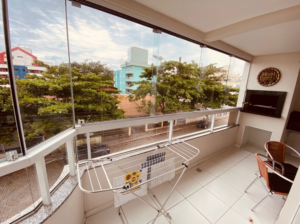 DEPARTAMENTOS A METROS DEL MAR - PARA 6 CADA UNO 
