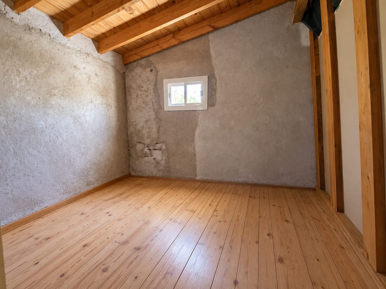2 CASAS EN VENTA EN MISMO TERRENIO CON PILETA, QUINCHO, COCHERA, GALERIA! 