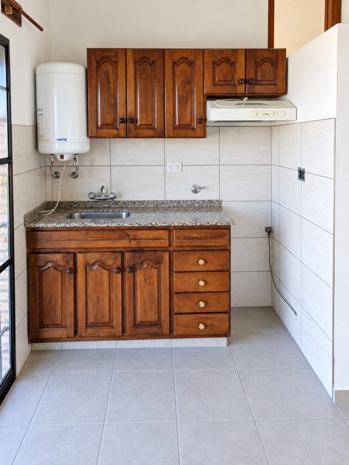 CASA 2 DORMITORIOS - QUINCHO - PILETA EN Bo LA QUINTA