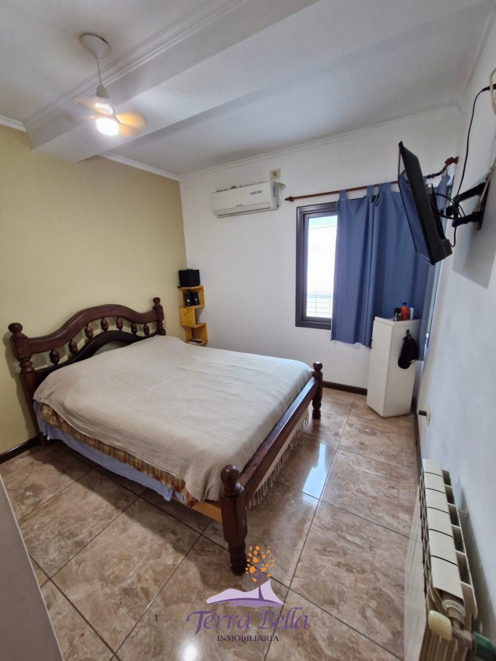 DEPARTAMENTO PARA 4 PERSONAS CON PILETA, QUINCHO, COCHERA, A METROS DEL LAGO
