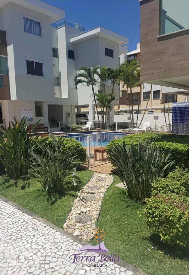 DEPARTAMENTO PARA 8 - PISCINA - A 150 METROS DEL MAR - CACHOEIRA