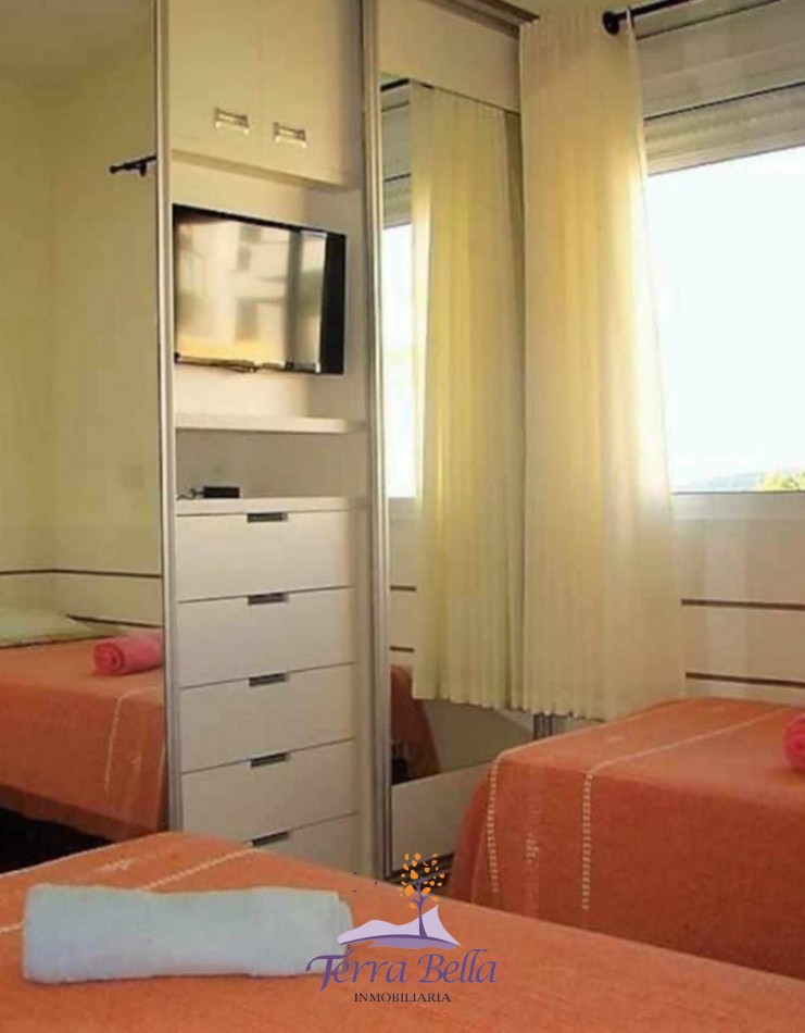 DEPARTAMENTO PARA 8 - PISCINA - A 150 METROS DEL MAR - CACHOEIRA