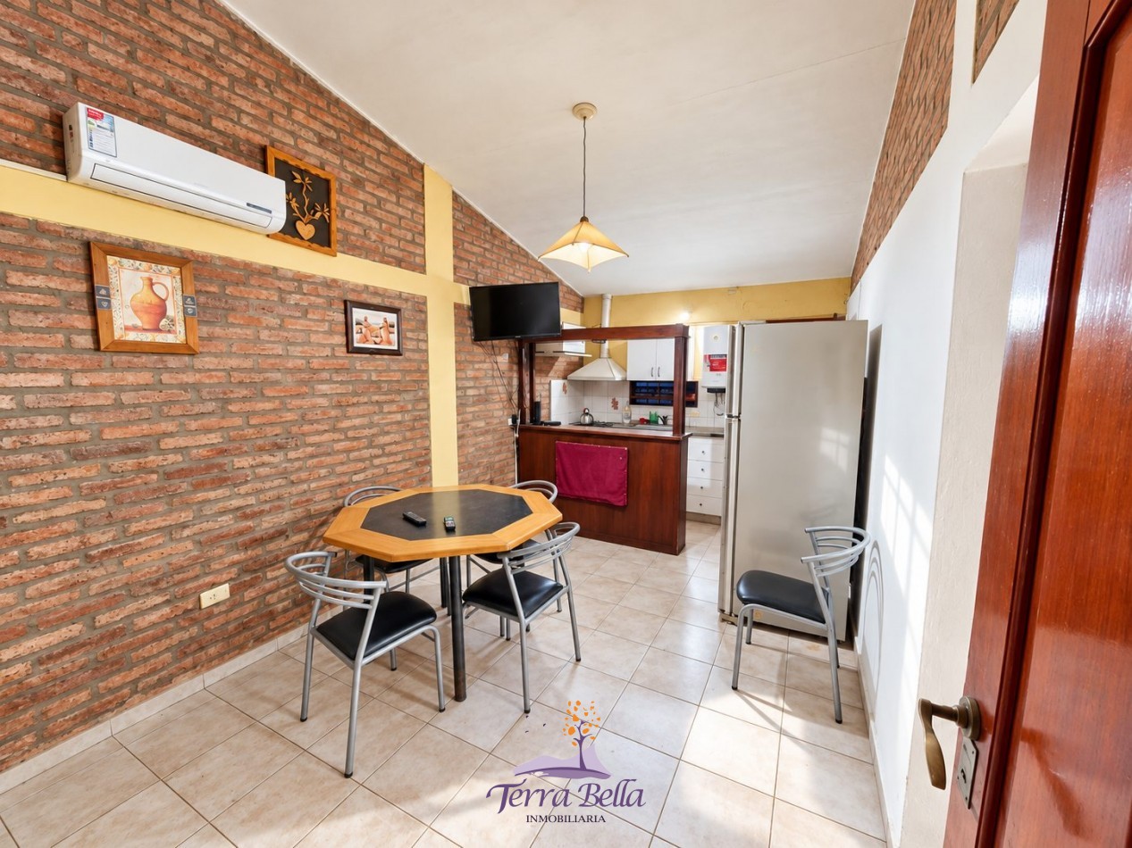 CASA PH DE DOS DORMITORIOS CON PILETA, QUINCHO Y COCHERA