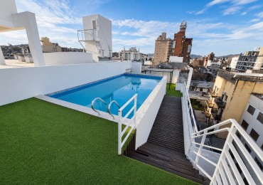 DEPARTAMENTO PARA 4 PERSONAS EN PLENO CENTRO - COCHERA - PISCINA - QUINCHO